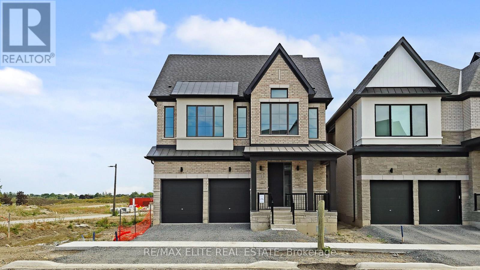 11 DWELL AVENUE, Markham, Ontario