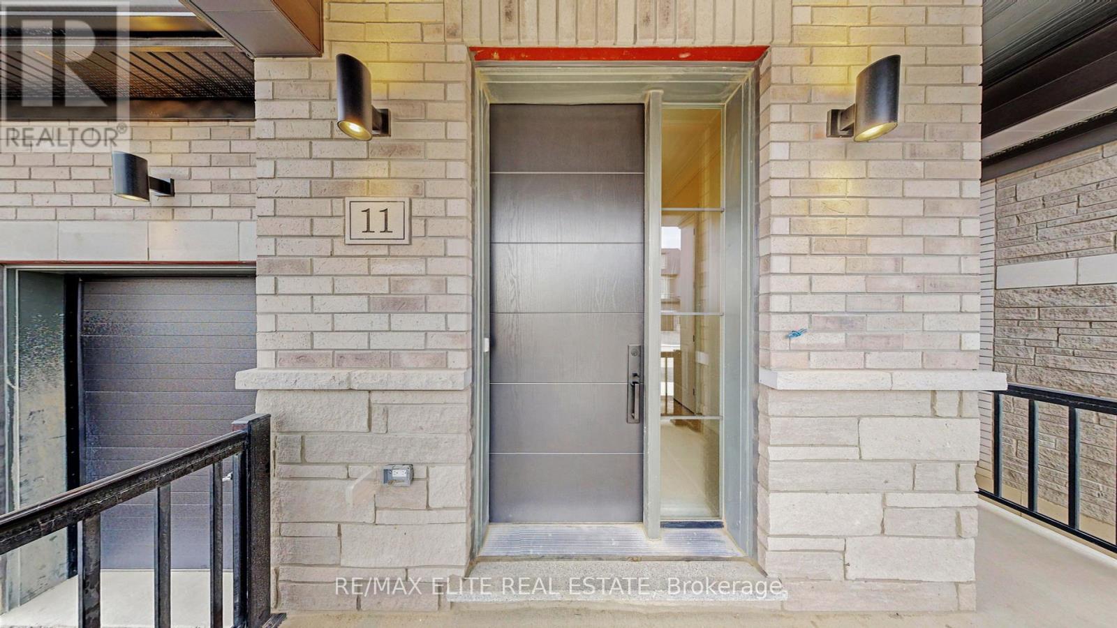 11 Dwell Avenue, Markham, Ontario  L6C 3R3 - Photo 2 - N12441712