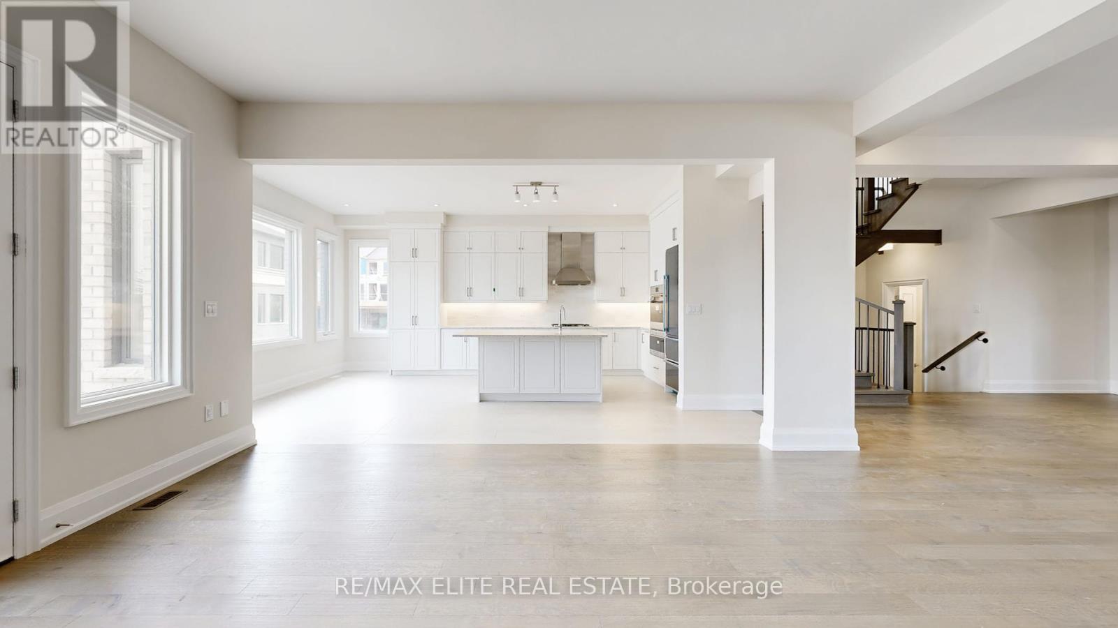 11 Dwell Avenue, Markham (Cachet), Ontario  L6C 3R3 - Photo 8 - N12441712
