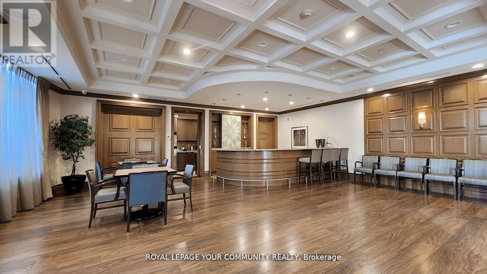 303 - 10101 Yonge Street, Richmond Hill, Ontario  L4C 0V6 - Photo 10 - N12441731