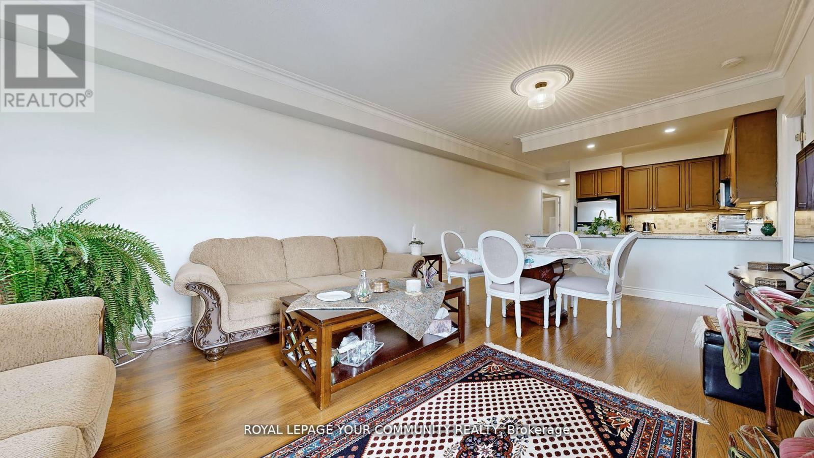 303 - 10101 Yonge Street, Richmond Hill, Ontario  L4C 0V6 - Photo 19 - N12441731