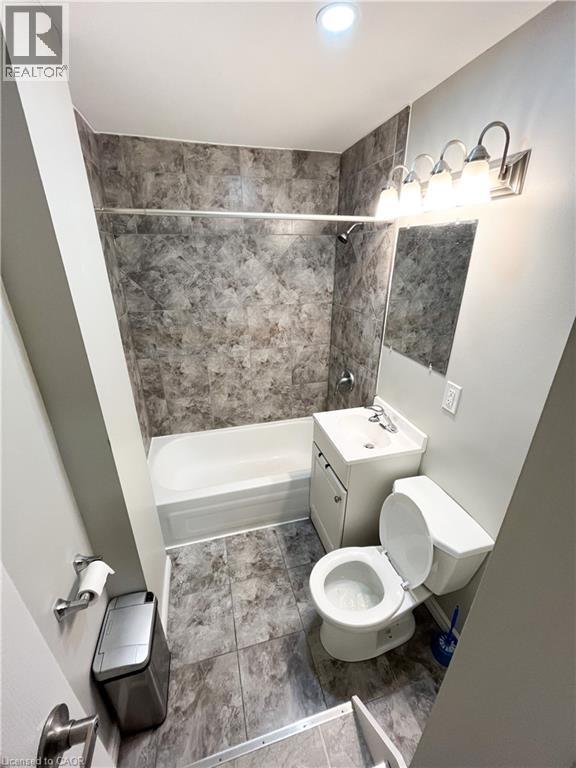 70 Victoria Avenue Unit# 3, Hamilton, Ontario  L8N 2S7 - Photo 7 - 40776009