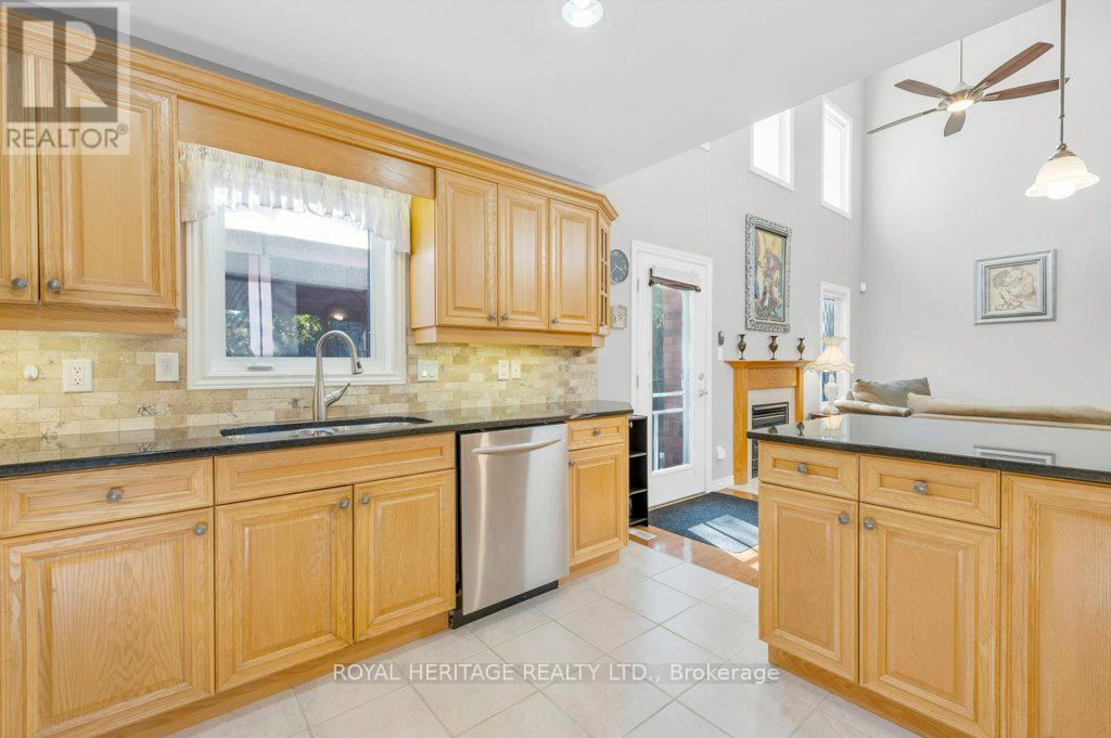 23 Magnolia Court, Belleville, Ontario  K8P 5M7 - Photo 16 - X12441780