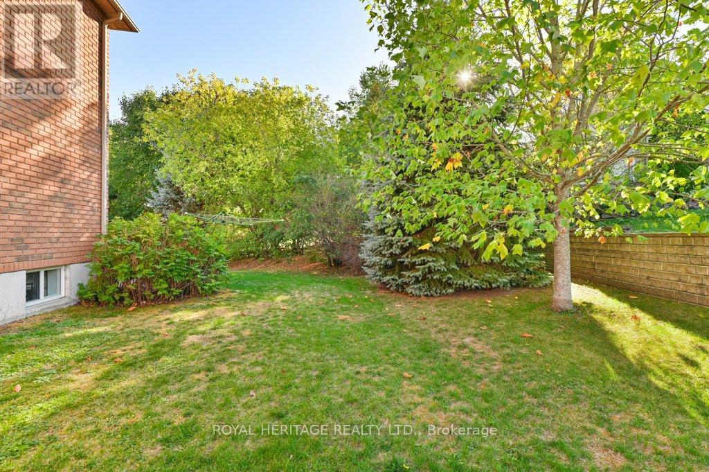 23 Magnolia Court, Belleville, Ontario  K8P 5M7 - Photo 39 - X12441780