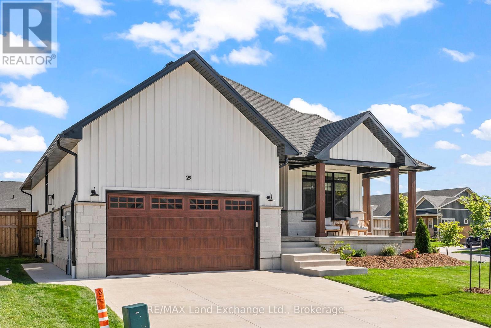 29 Westlinks Drive, Saugeen Shores, Ontario  N0H 2C3 - Photo 47 - X12441749