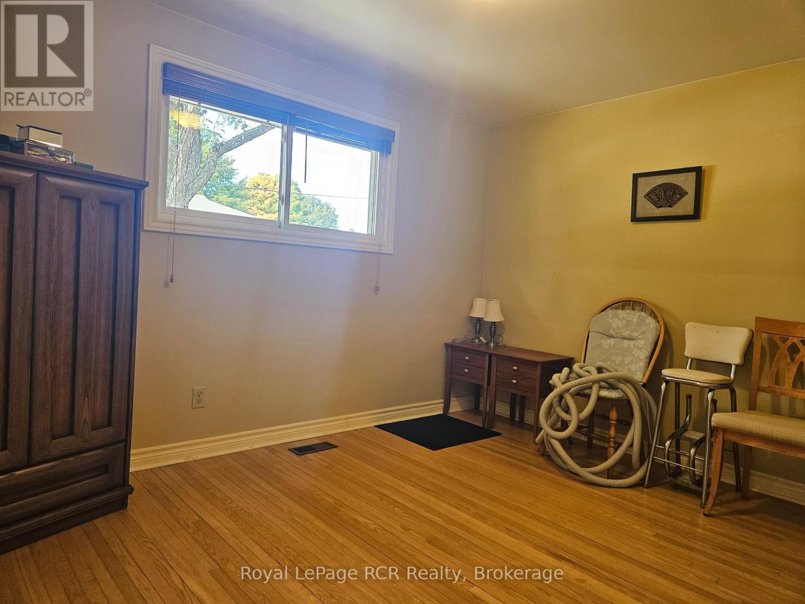 321 8th Avenue E, Owen Sound, Ontario  N4K 3A3 - Photo 13 - X12441784
