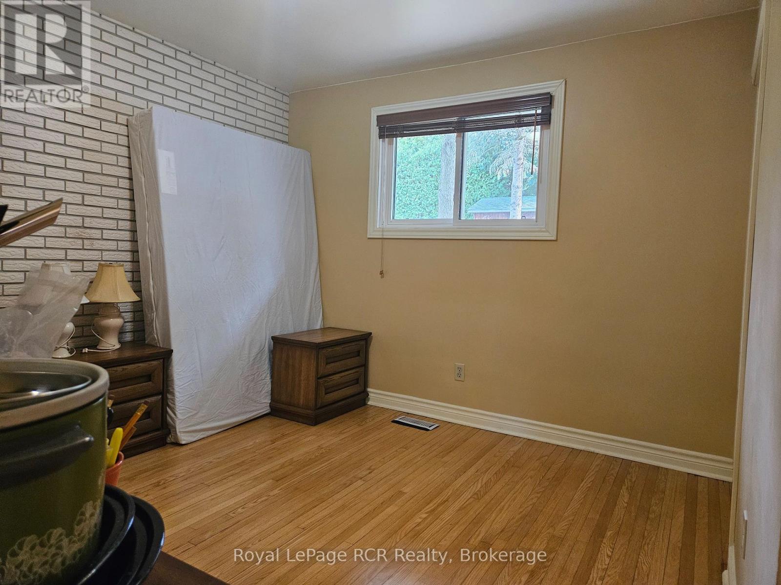 321 8th Avenue E, Owen Sound, Ontario  N4K 3A3 - Photo 14 - X12441784