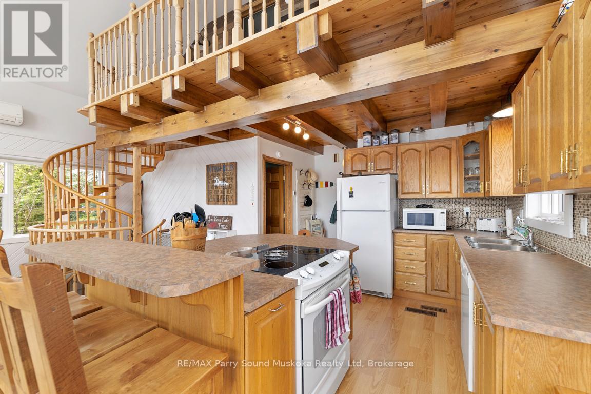 247 Blue Jay Road, French River, Ontario  P0M 2N0 - Photo 11 - X12441787