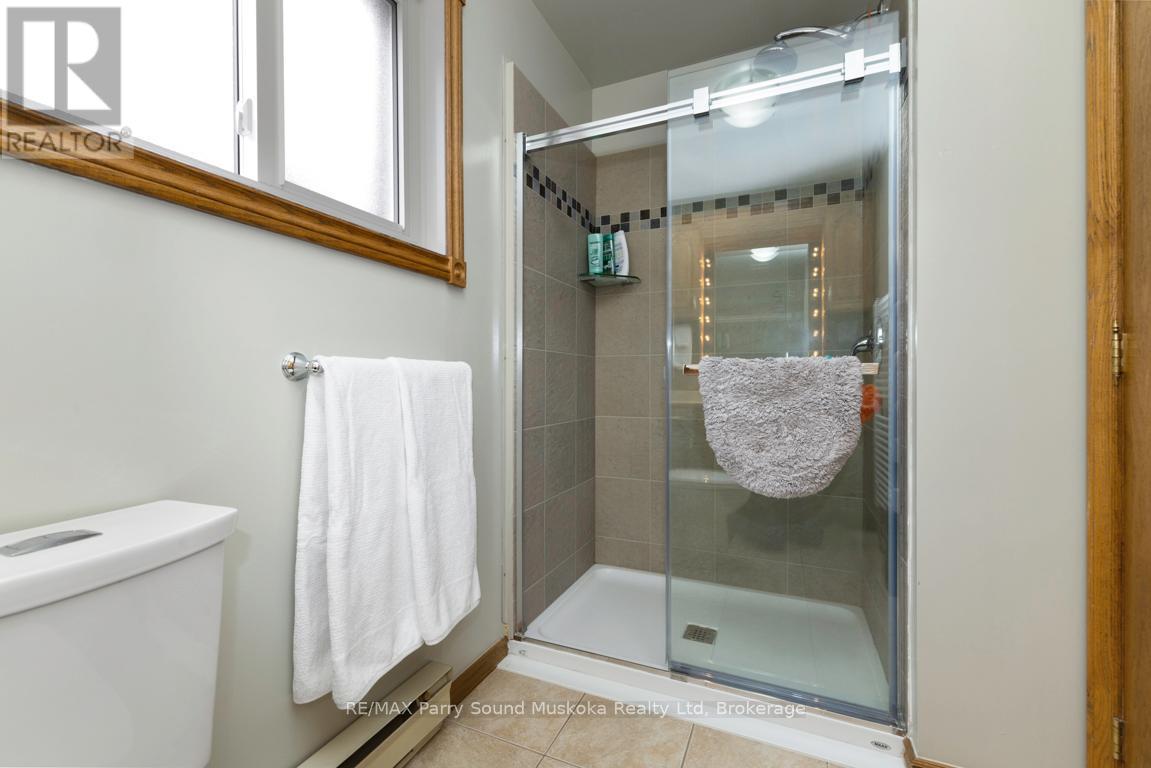 247 Blue Jay Road, French River, Ontario  P0M 2N0 - Photo 20 - X12441787