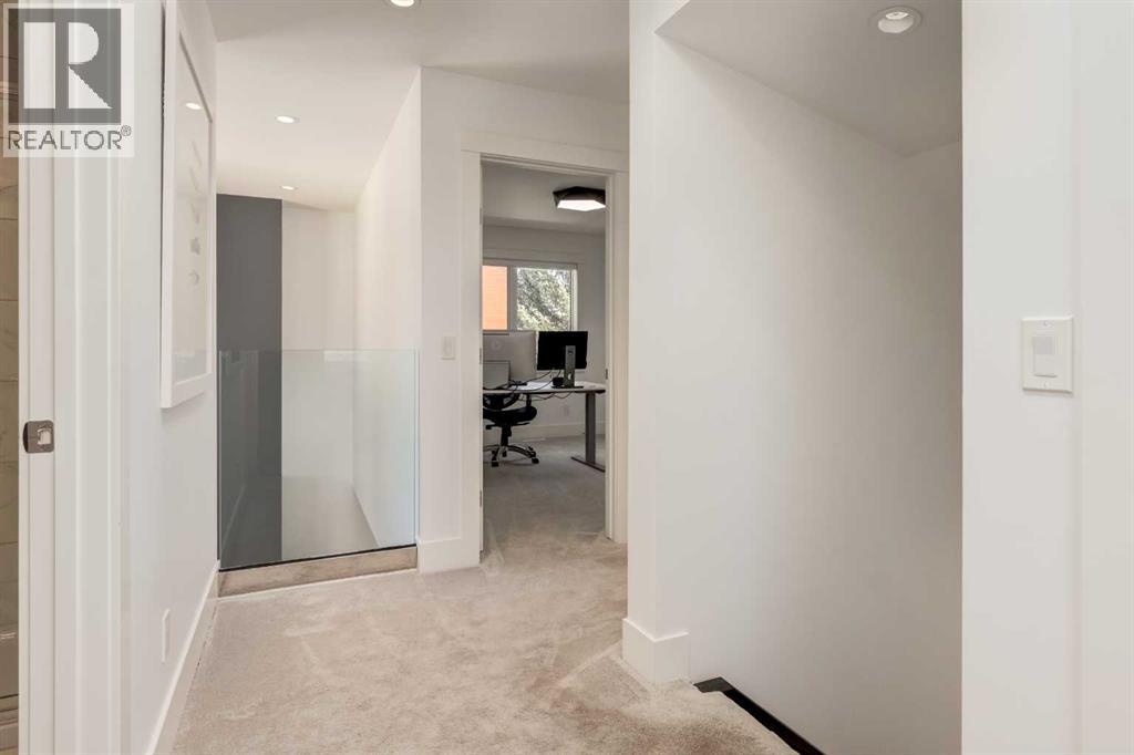 27 Hendon Place Nw, Calgary, Alberta  T2K 2A2 - Photo 23 - A2257252