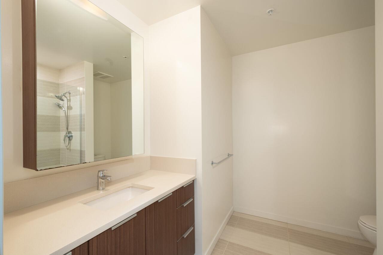 3403 13308 Central Avenue, Surrey, British Columbia  V3T 0M4 - Photo 25 - R3050165