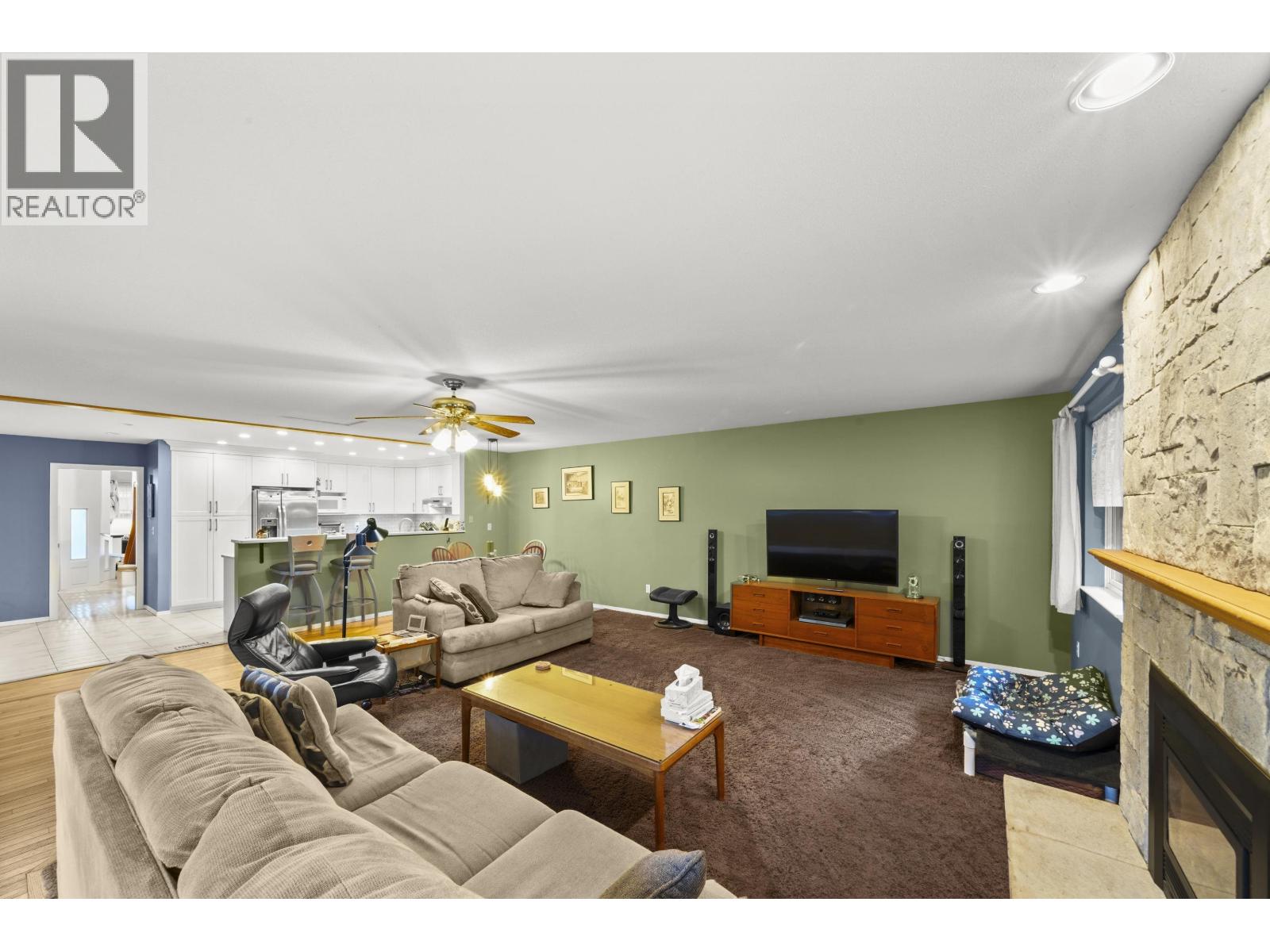19607 Somerset Drive, Pitt Meadows, British Columbia  V3Y 2L4 - Photo 15 - R3054291