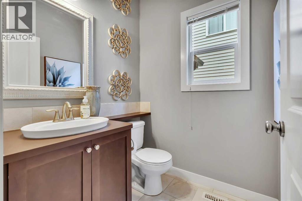 135 Sage Valley Green Nw, Calgary, Alberta  T3R 0H7 - Photo 4 - A2261747
