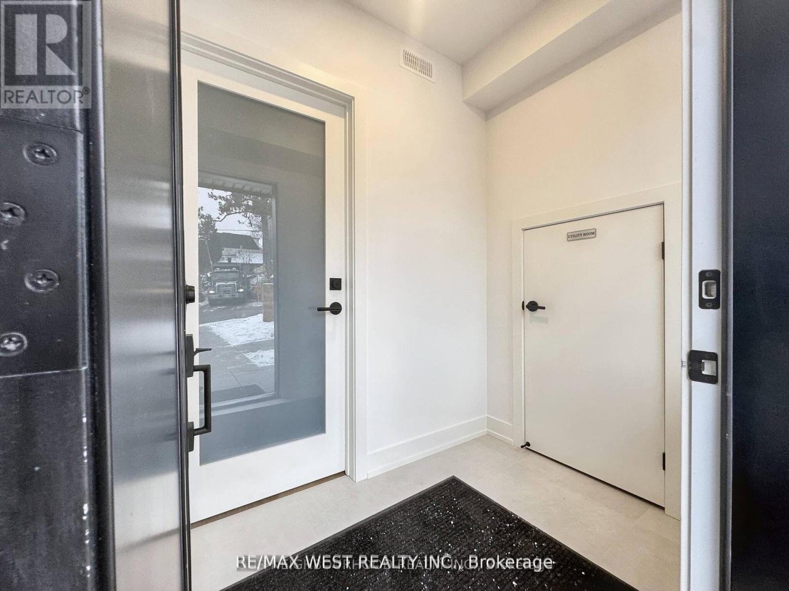 A - 47 Morningside Avenue, Toronto, Ontario  M6S 1C6 - Photo 4 - W12441716