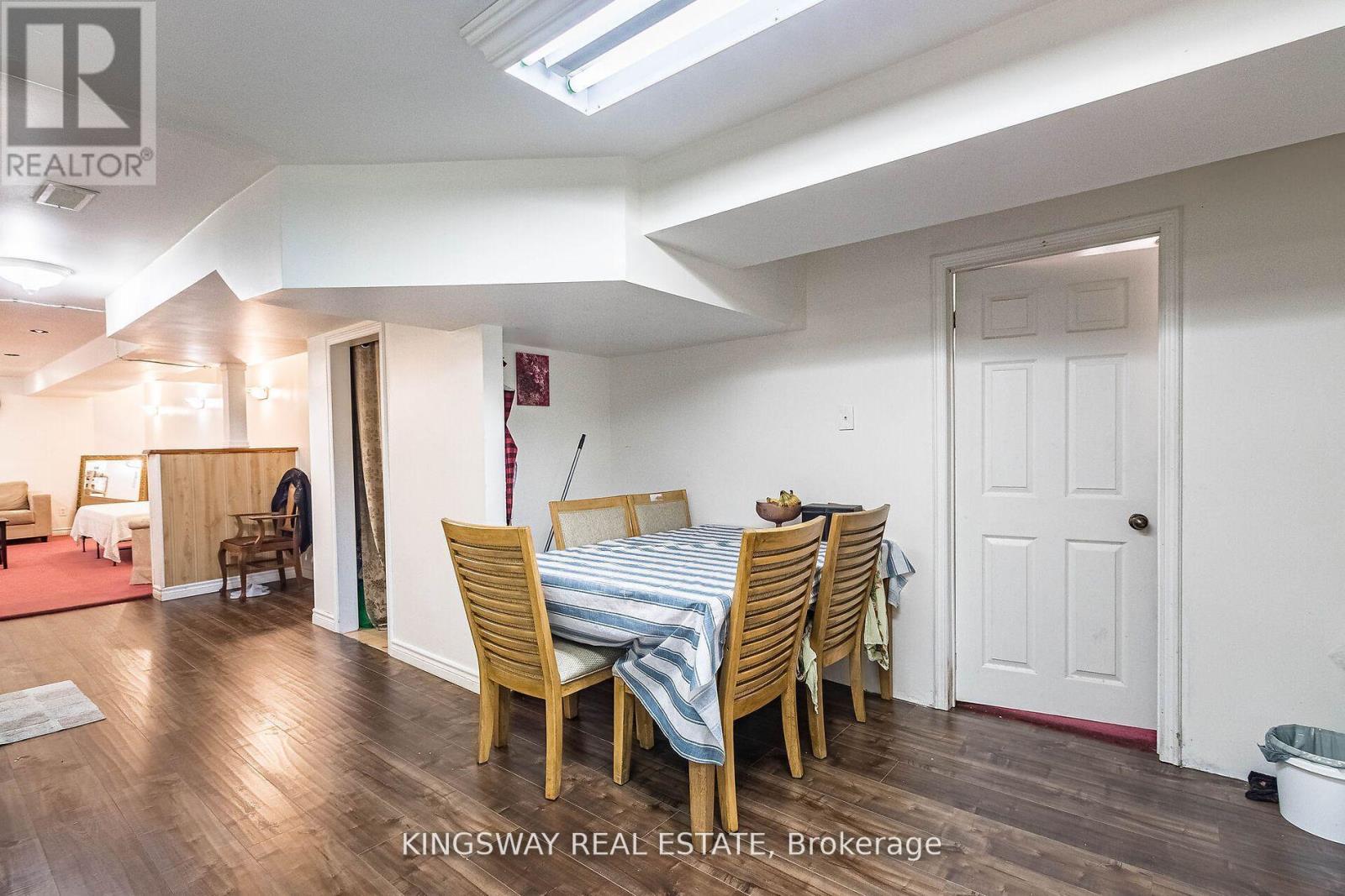 58 Leagate Street, Brampton (Fletcher's Meadow), Ontario  L7A 2A9 - Photo 33 - W12441718
