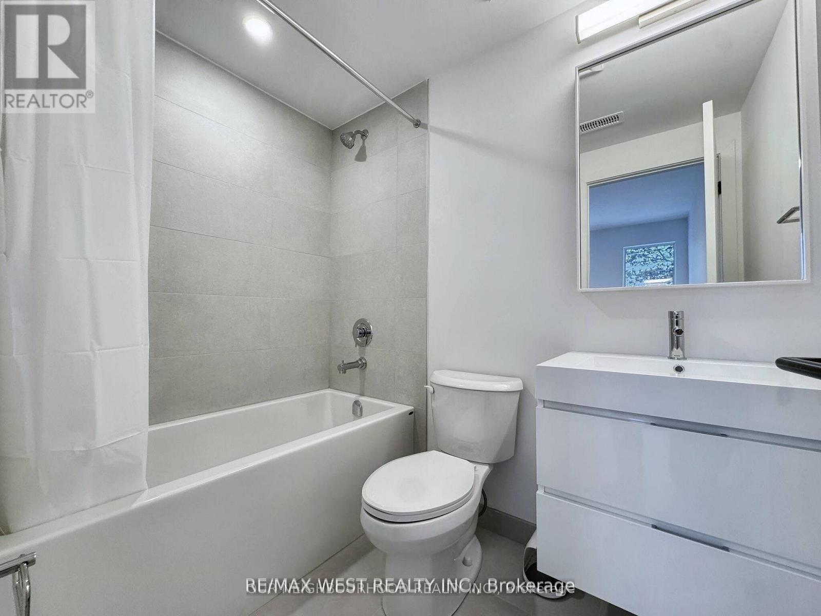 B - 47 Morningside Avenue, Toronto, Ontario  M6S 1C6 - Photo 19 - W12441719
