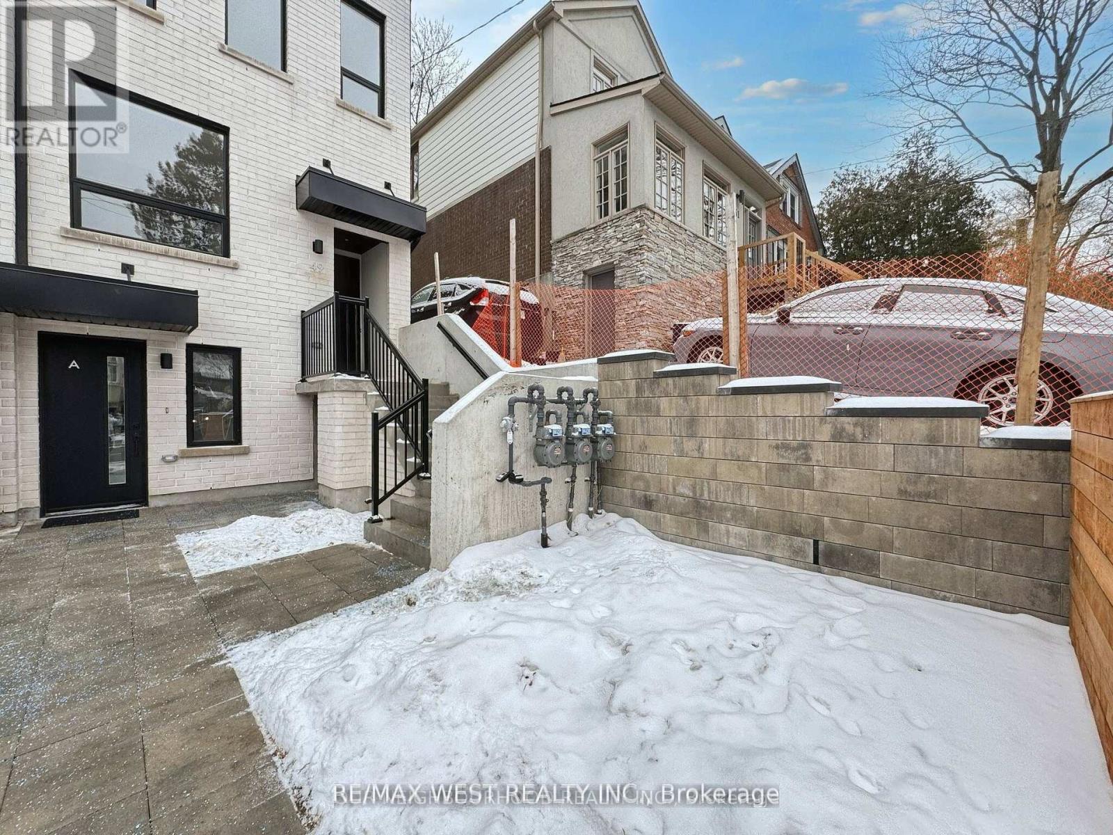 B - 47 Morningside Avenue, Toronto, Ontario  M6S 1C6 - Photo 2 - W12441719