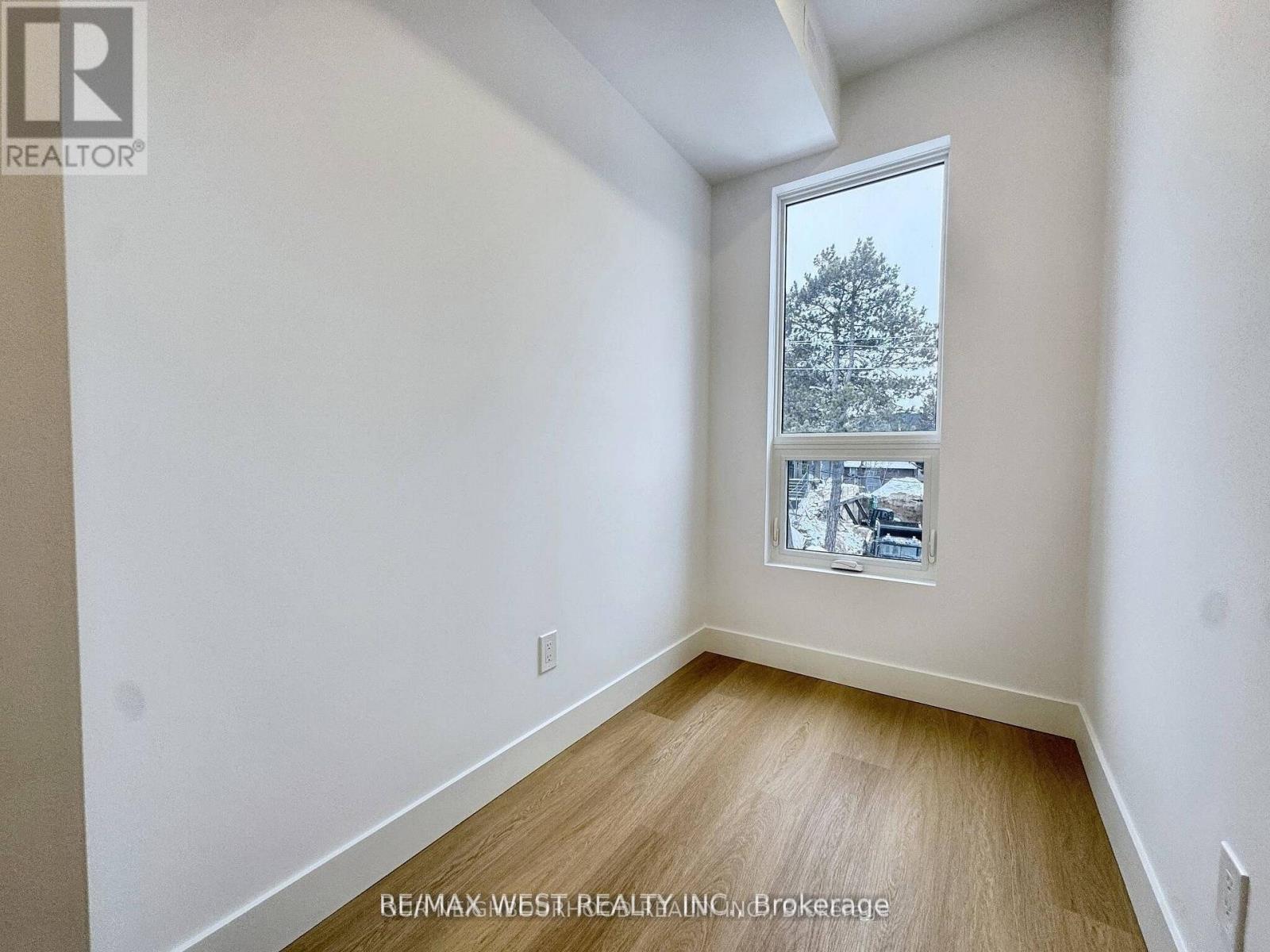 B - 47 Morningside Avenue, Toronto, Ontario  M6S 1C6 - Photo 20 - W12441719