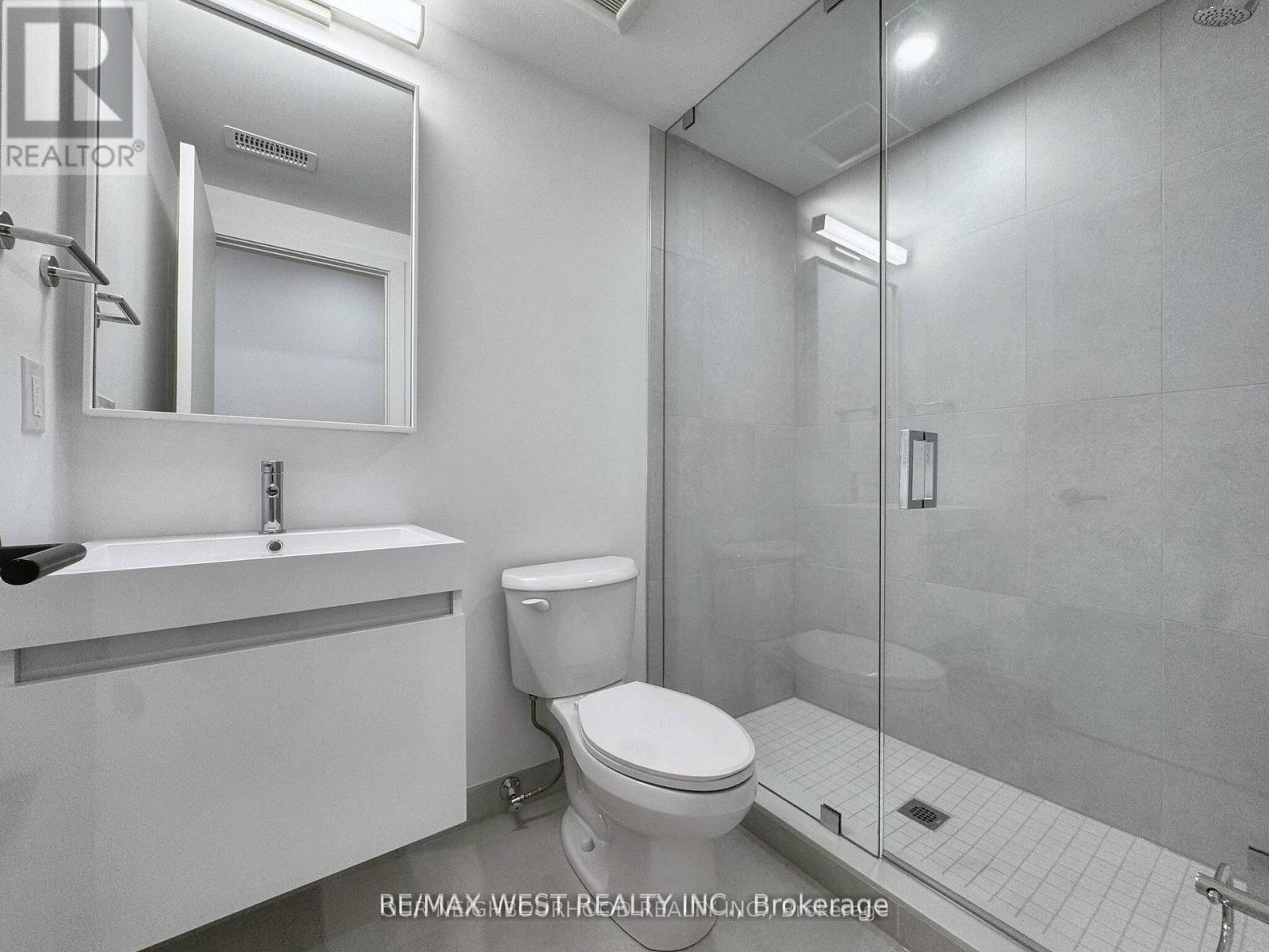 B - 47 Morningside Avenue, Toronto, Ontario  M6S 1C6 - Photo 8 - W12441719