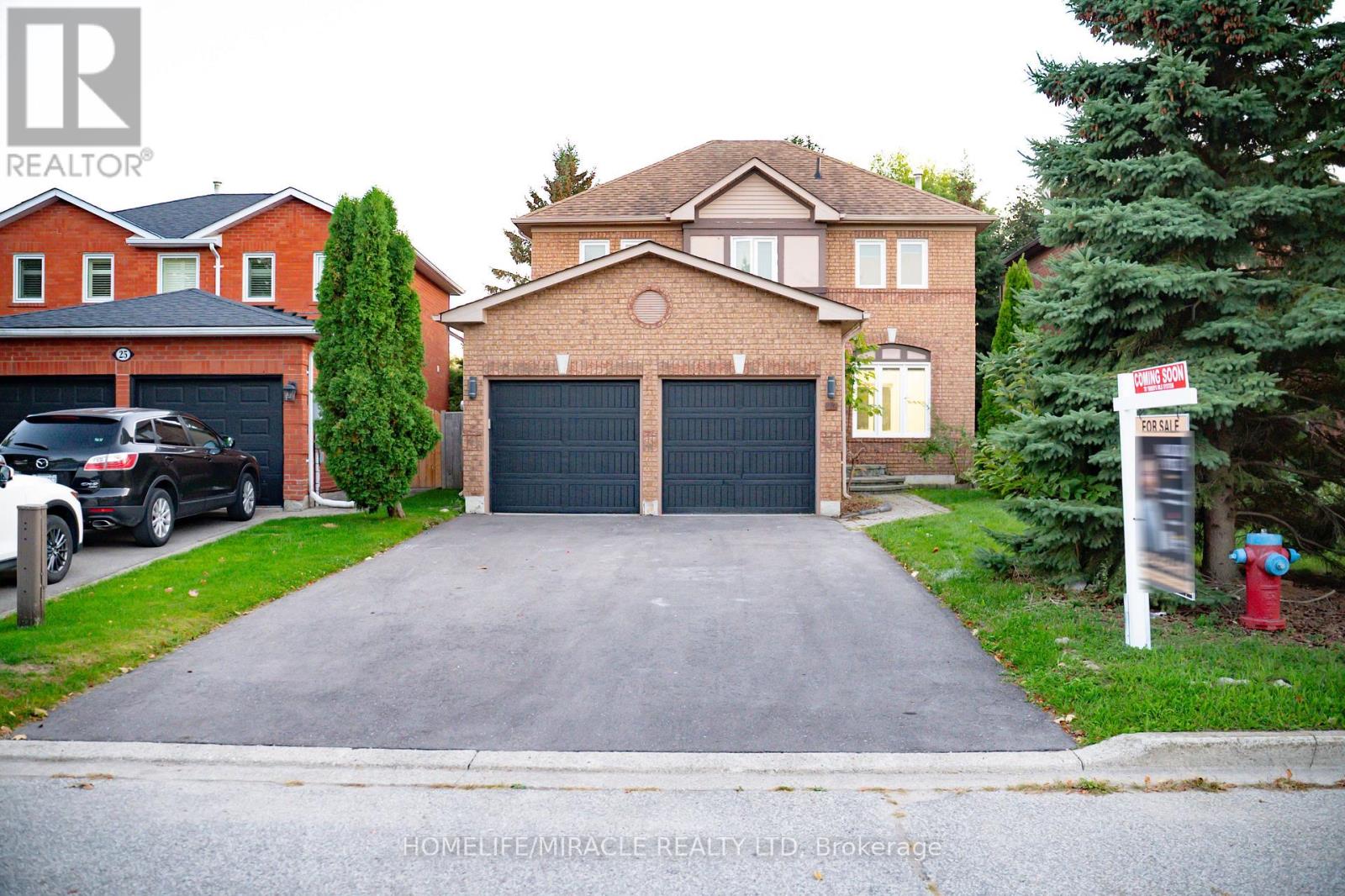 27 Killaloe Crescent, Halton Hills, Ontario  L7G 5N2 - Photo 11 - W12441720