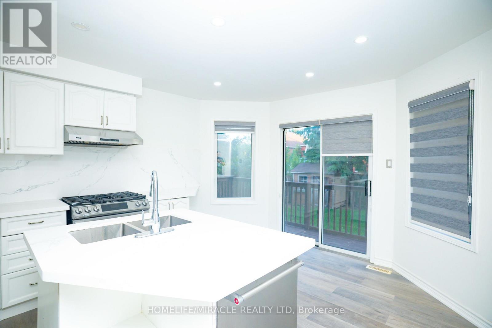 27 Killaloe Crescent, Halton Hills, Ontario  L7G 5N2 - Photo 19 - W12441720