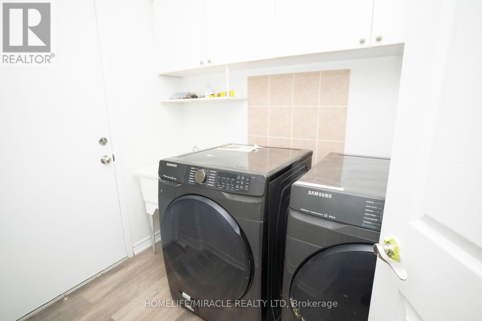 27 Killaloe Crescent, Halton Hills, Ontario  L7G 5N2 - Photo 21 - W12441720
