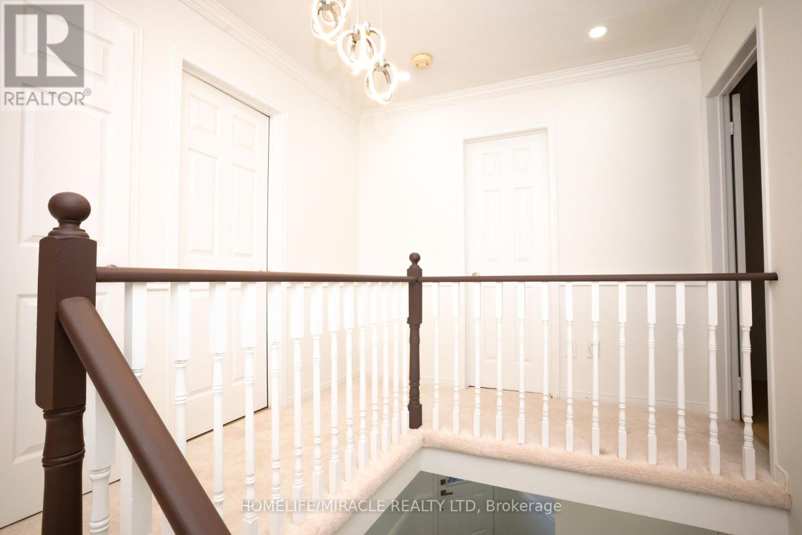 27 Killaloe Crescent, Halton Hills, Ontario  L7G 5N2 - Photo 23 - W12441720