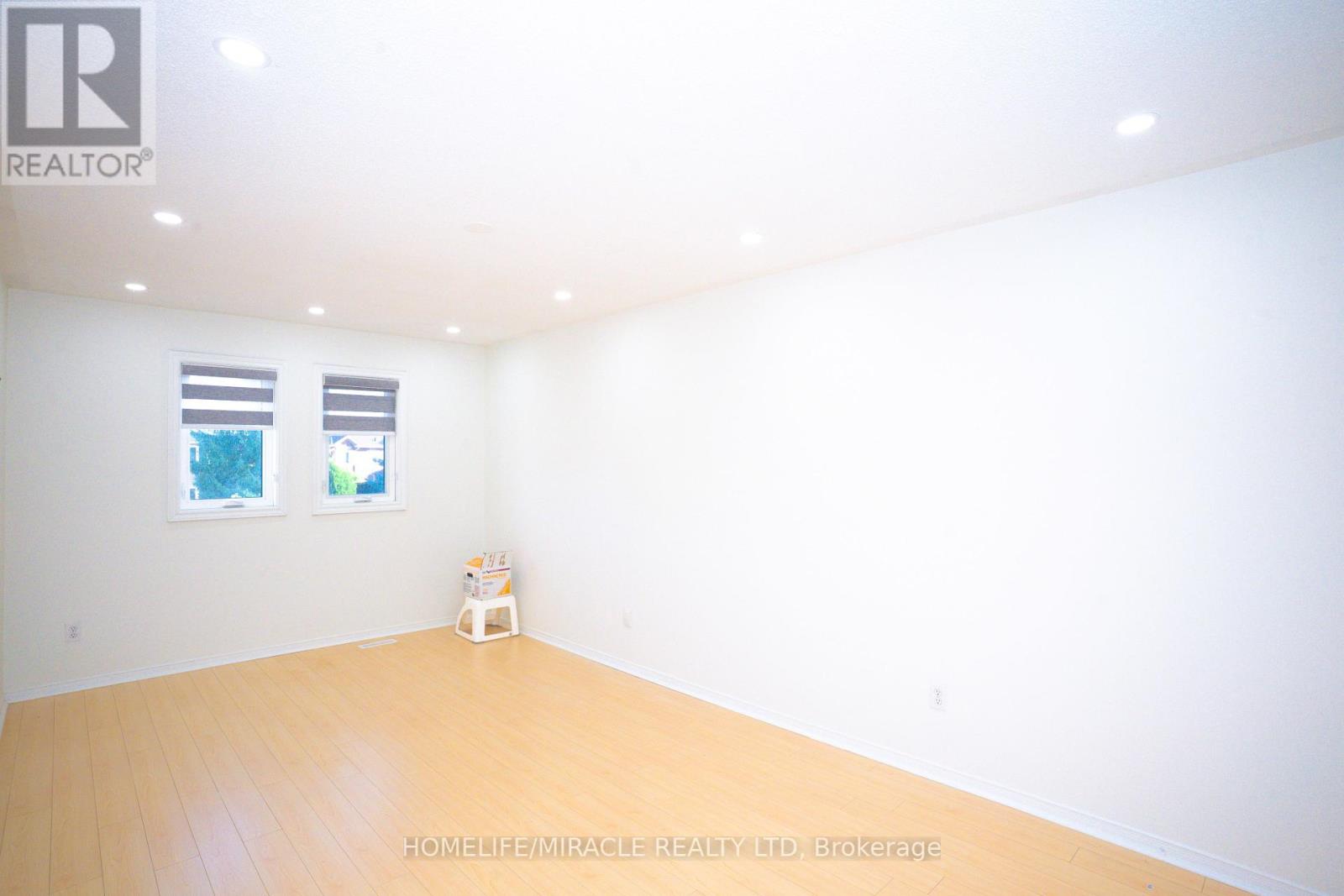 27 Killaloe Crescent, Halton Hills, Ontario  L7G 5N2 - Photo 28 - W12441720