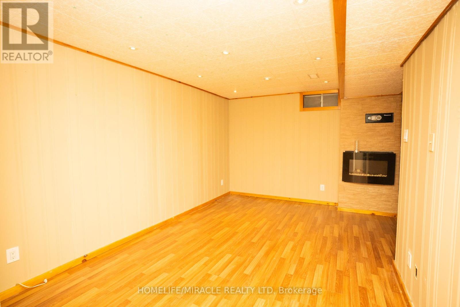 27 Killaloe Crescent, Halton Hills, Ontario  L7G 5N2 - Photo 46 - W12441720