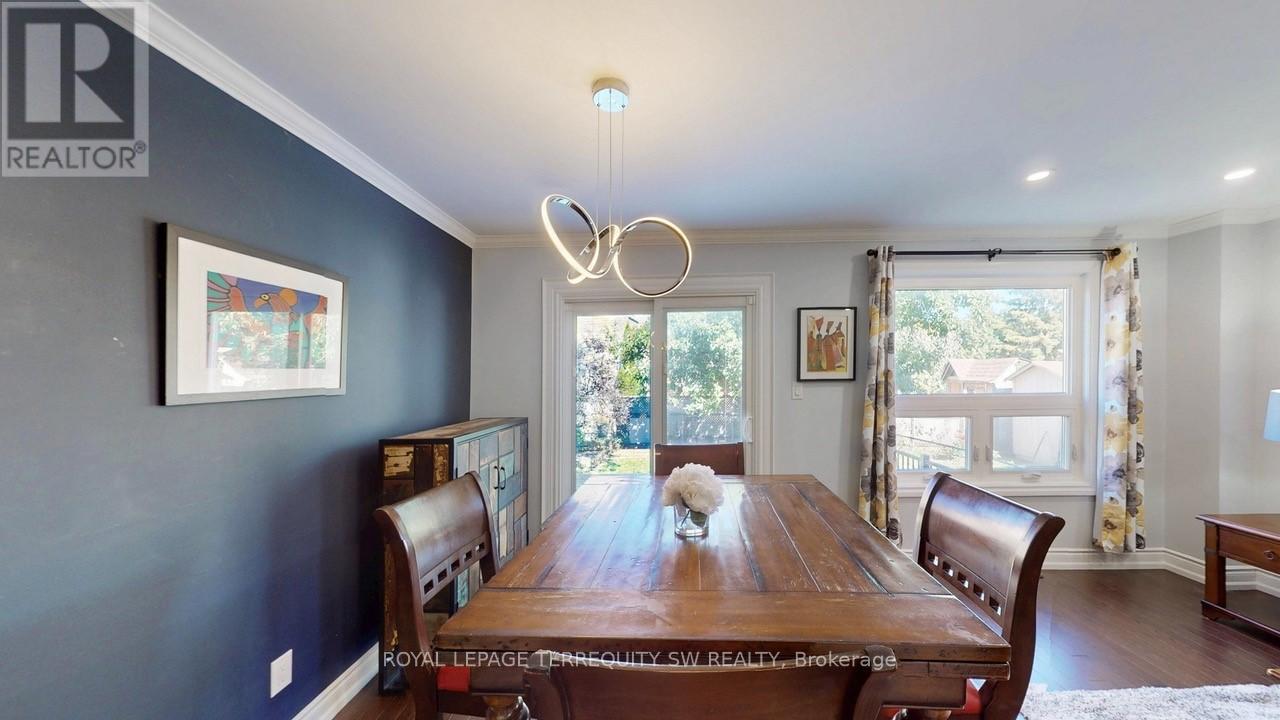 4287 Beacon Lane, Mississauga (Creditview), Ontario  L5C 3V8 - Photo 17 - W12441723