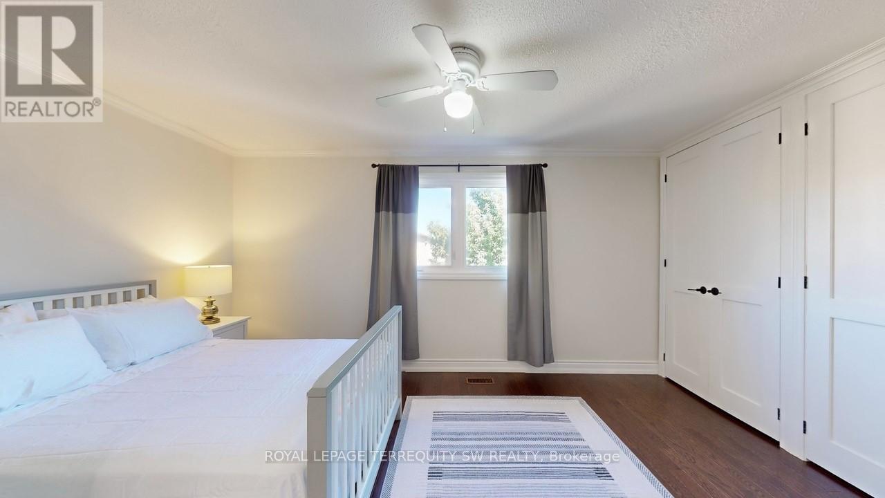 4287 Beacon Lane, Mississauga (Creditview), Ontario  L5C 3V8 - Photo 29 - W12441723