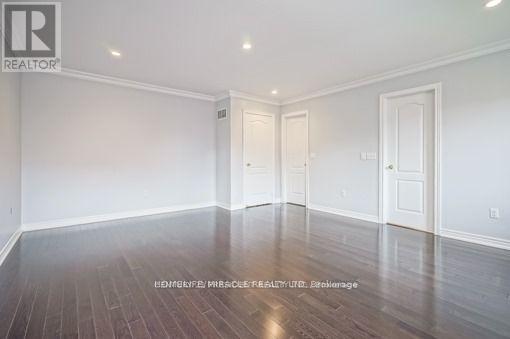 69 Natronia Trail, Brampton, Ontario  L6P 3N8 - Photo 7 - W12441729