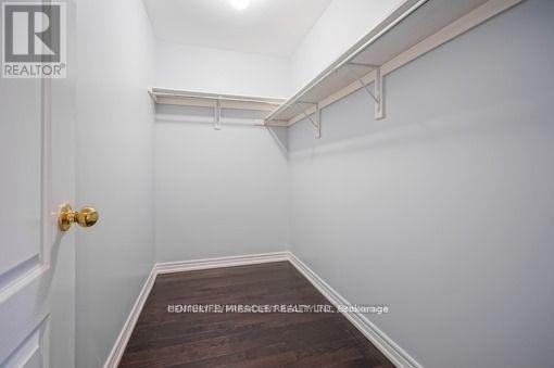 69 Natronia Trail, Brampton, Ontario  L6P 3N8 - Photo 8 - W12441729