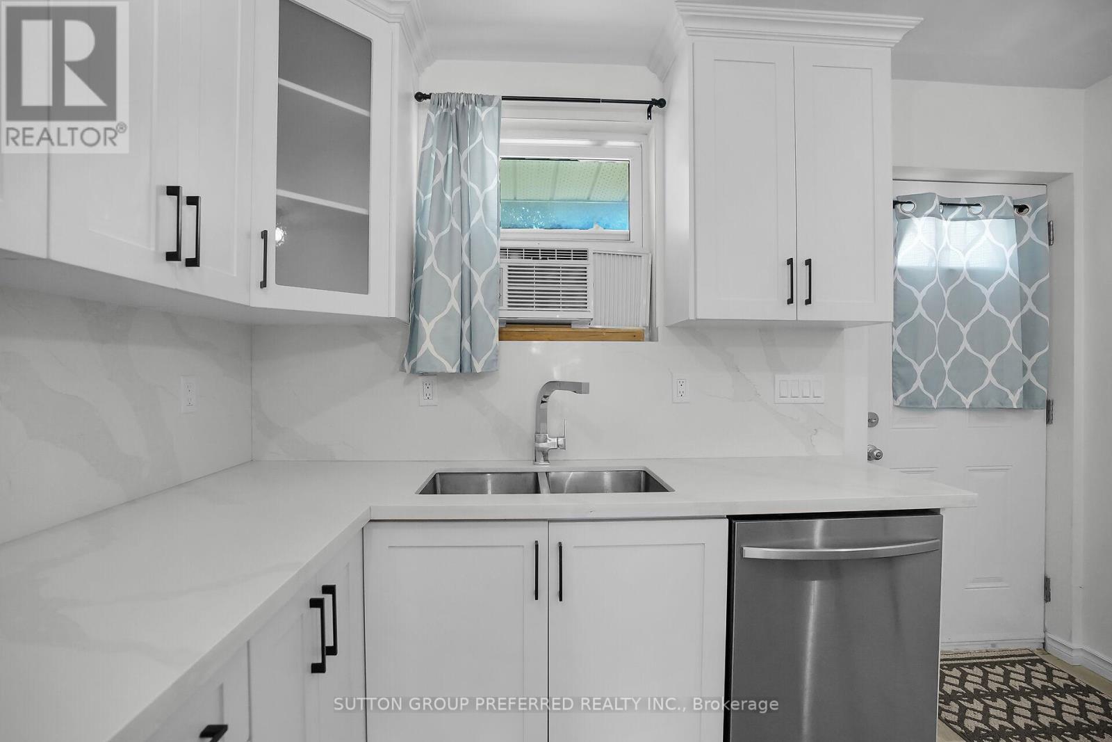 88 - 1919 Trafalgar Street, London East (East I), Ontario  N5V 1A1 - Photo 4 - X12441790