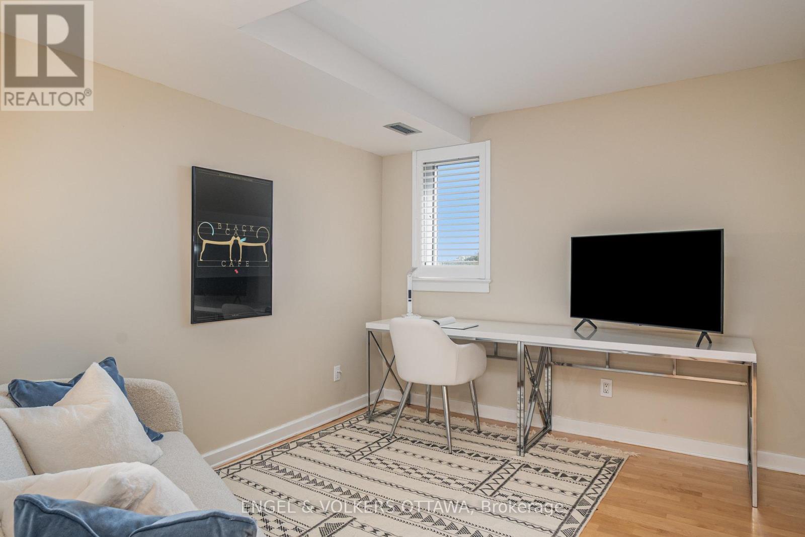 301 - 29 Main Street, Ottawa, Ontario  K1S 1B1 - Photo 15 - X12441771
