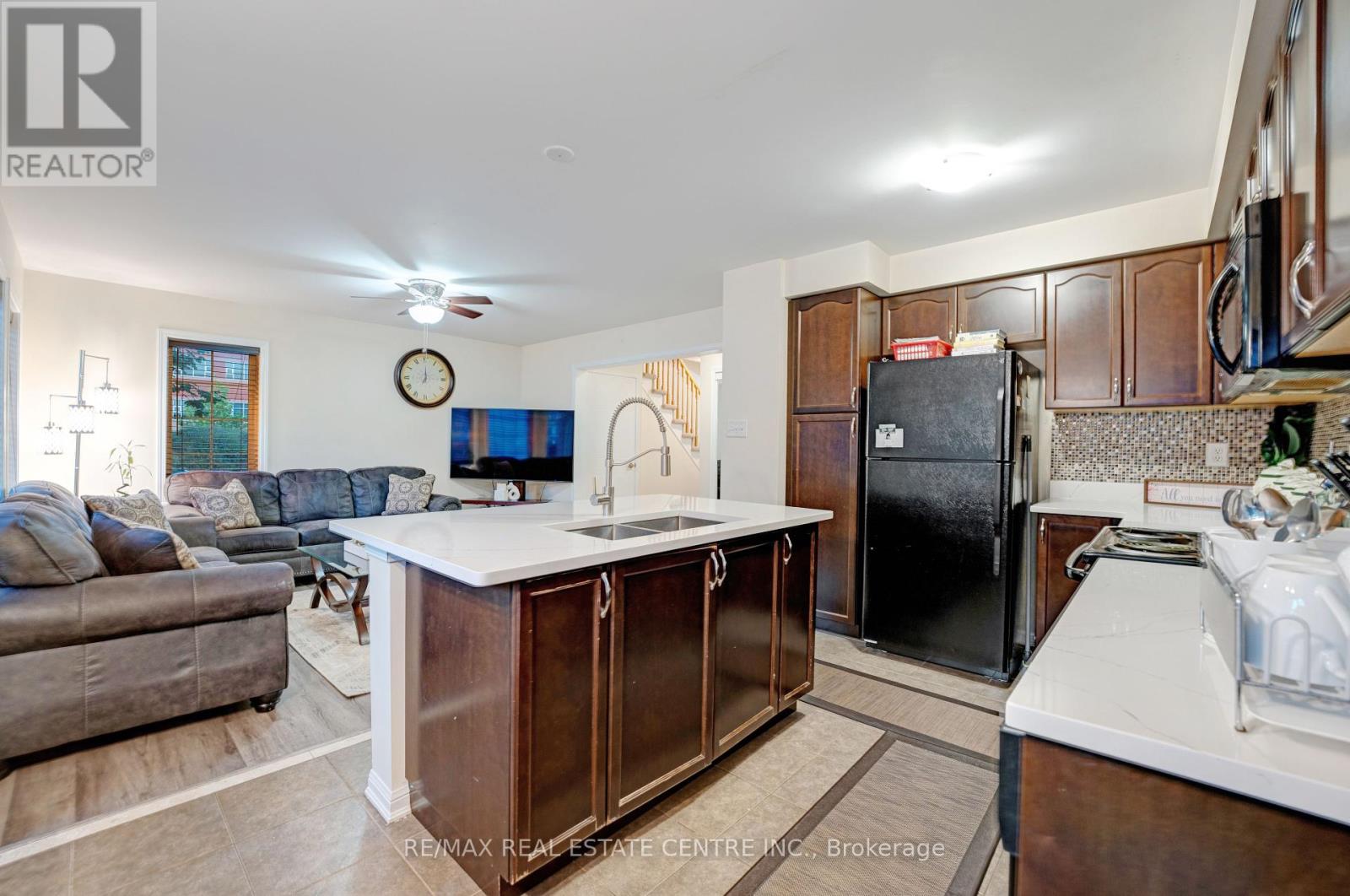 4 Owl Street, Cambridge, Ontario  N3C 0A9 - Photo 14 - X12441711