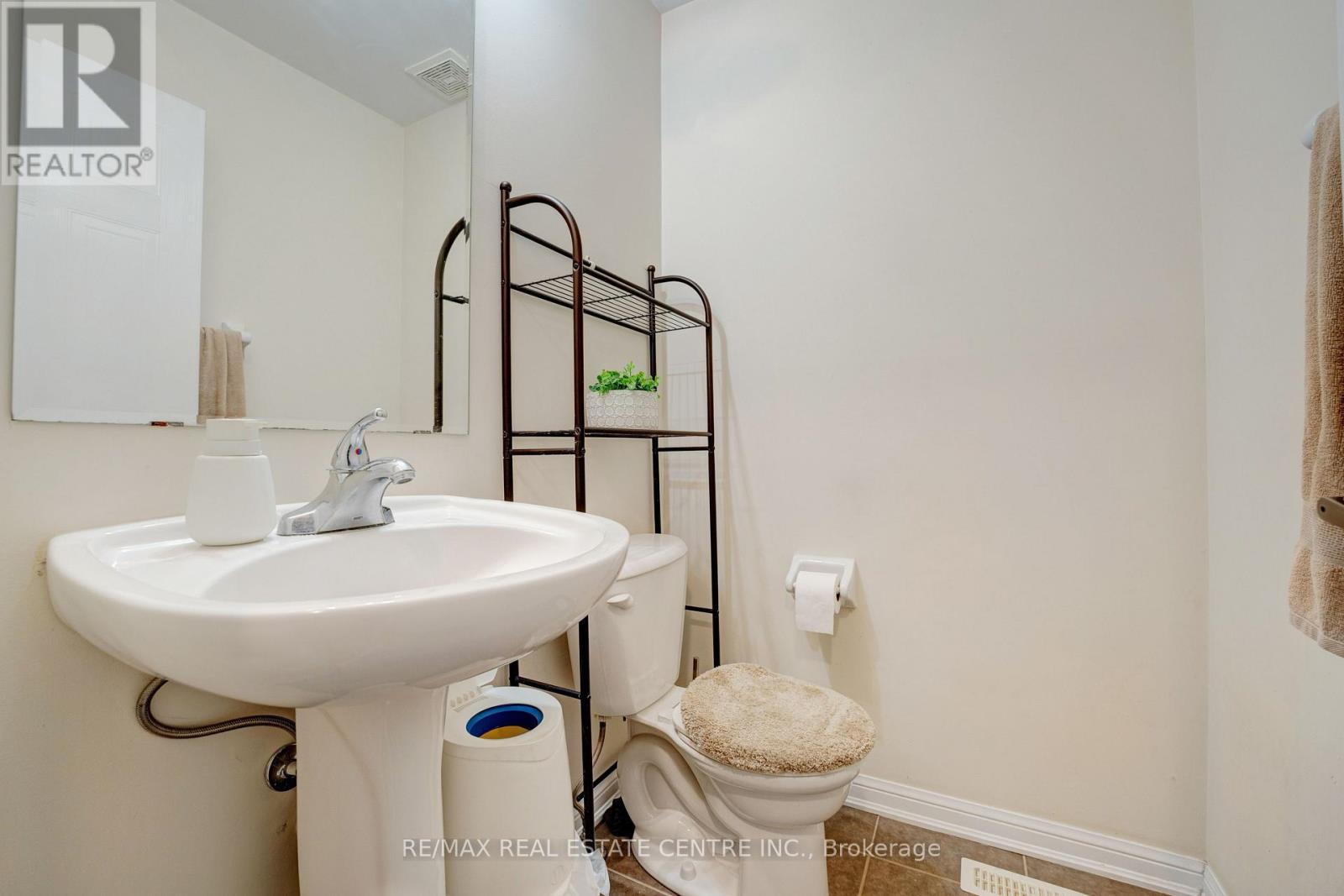 4 Owl Street, Cambridge, Ontario  N3C 0A9 - Photo 25 - X12441711