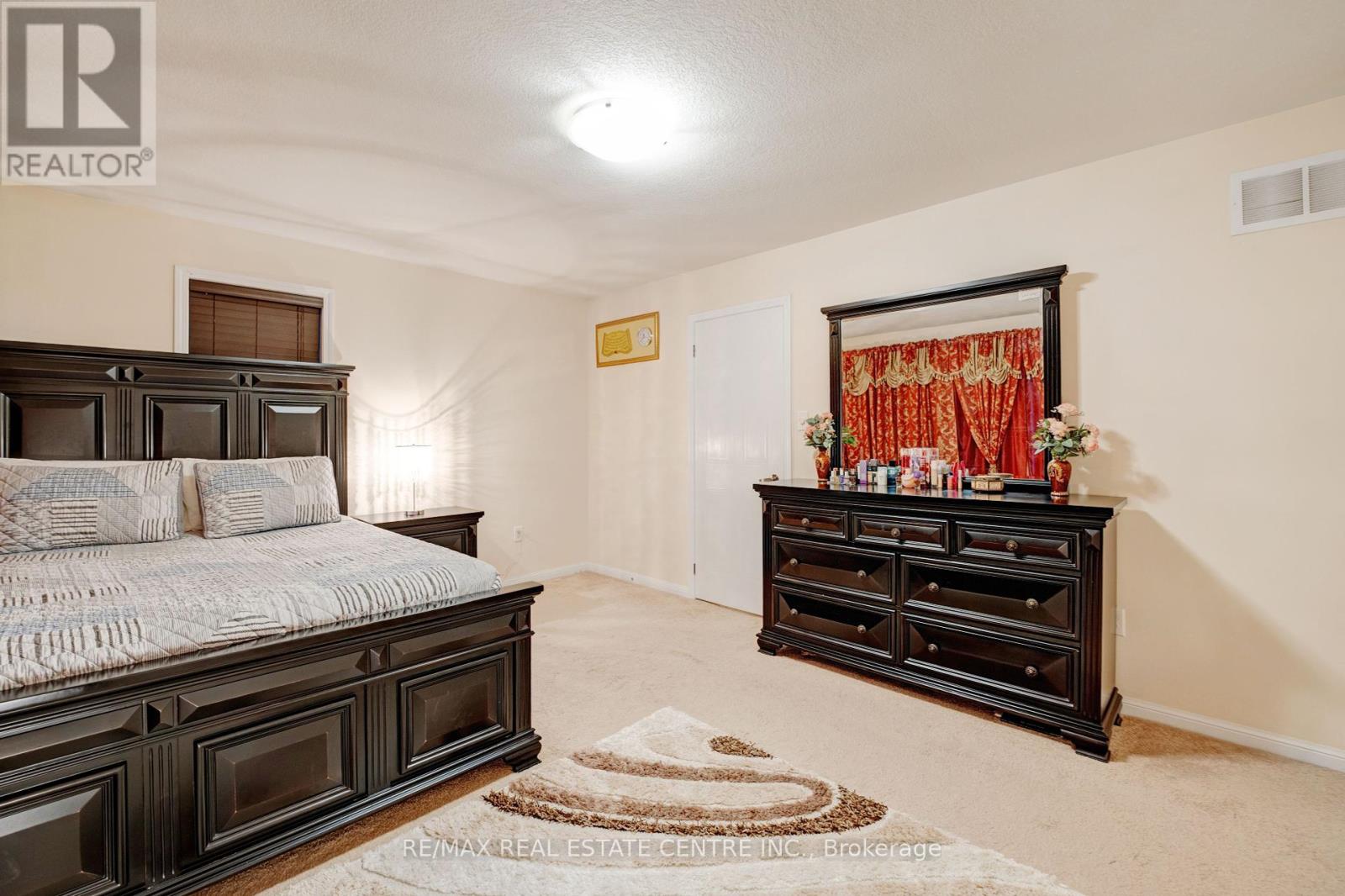4 Owl Street, Cambridge, Ontario  N3C 0A9 - Photo 31 - X12441711
