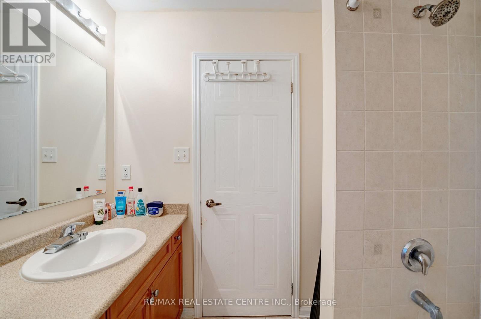 4 Owl Street, Cambridge, Ontario  N3C 0A9 - Photo 34 - X12441711