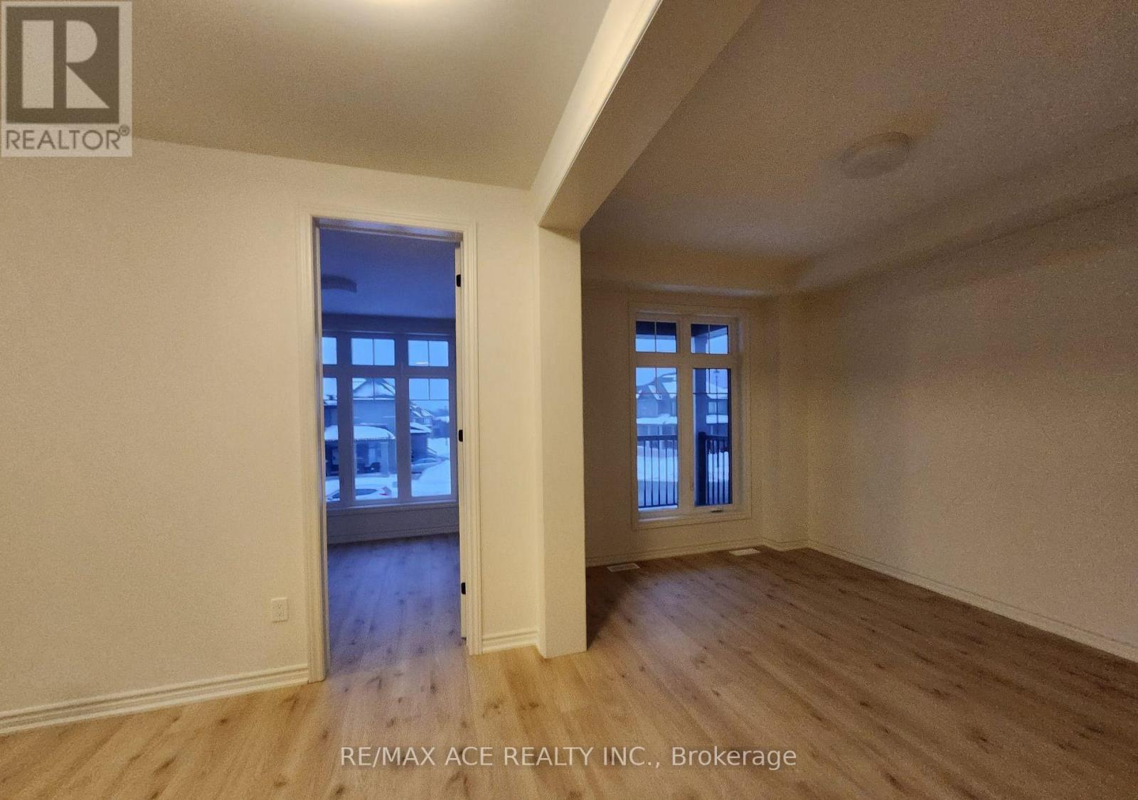 1025 Trailsview Avenue, Cobourg, Ontario  K9A 4J6 - Photo 8 - X12441726