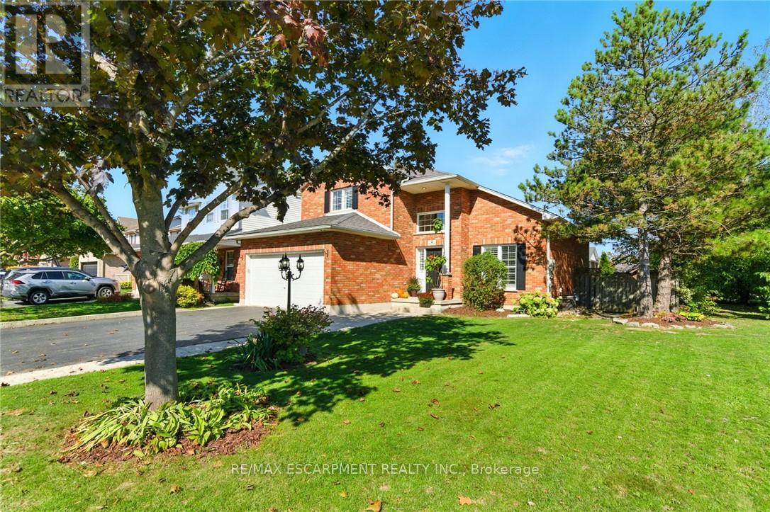 2 Caledonia Avenue, Haldimand, Ontario  N3W 2L1 - Photo 3 - X12441736