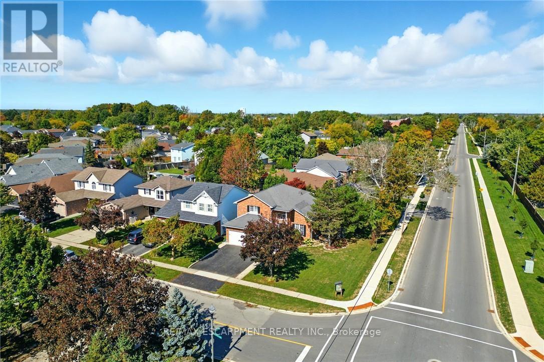2 Caledonia Avenue, Haldimand, Ontario  N3W 2L1 - Photo 41 - X12441736