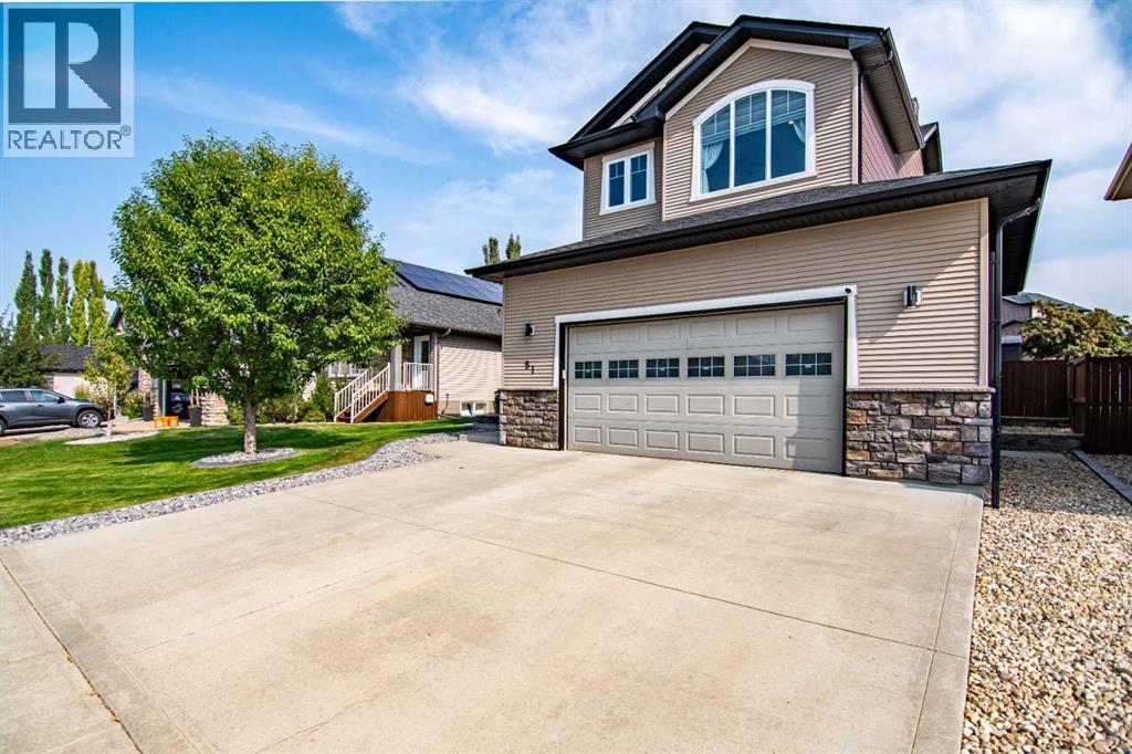 51 Illingworth Close, Red Deer, Alberta  T4R 0B4 - Photo 2 - A2257232