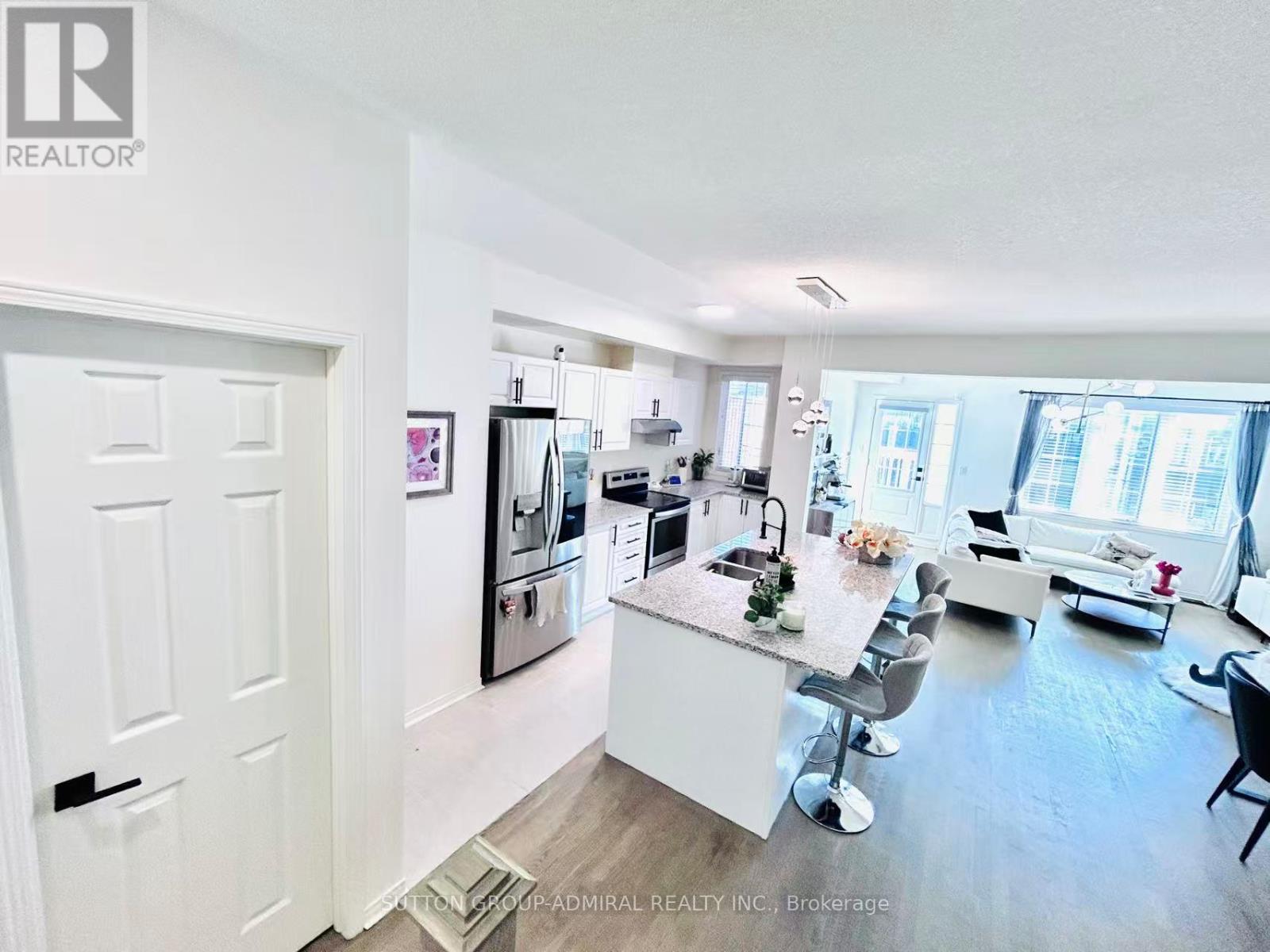 14 Mcgrath Avenue, Richmond Hill, Ontario  L4S 0K5 - Photo 20 - N12437406