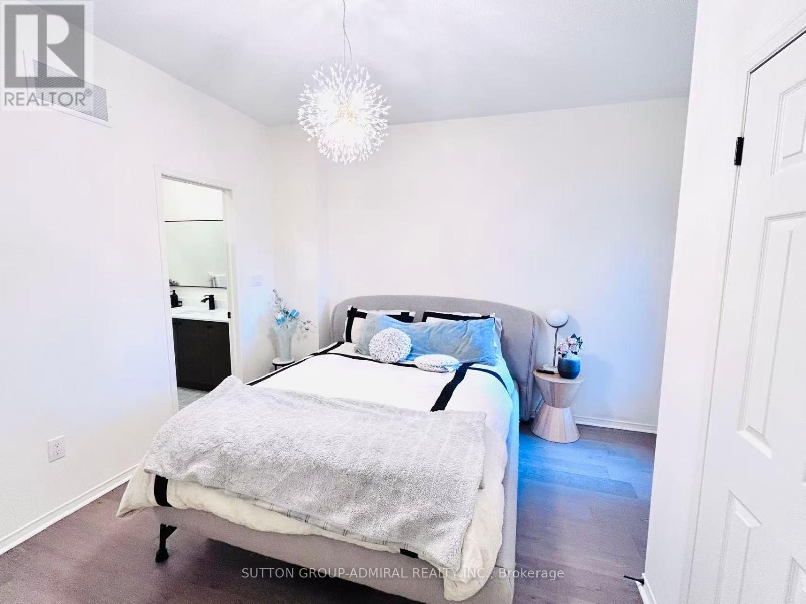 14 Mcgrath Avenue, Richmond Hill, Ontario  L4S 0K5 - Photo 22 - N12437406