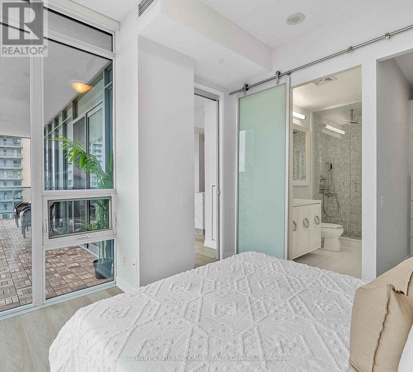 1608 - 88 Park Lawn Road, Toronto (Mimico), Ontario  M8Y 0B5 - Photo 15 - W12441139