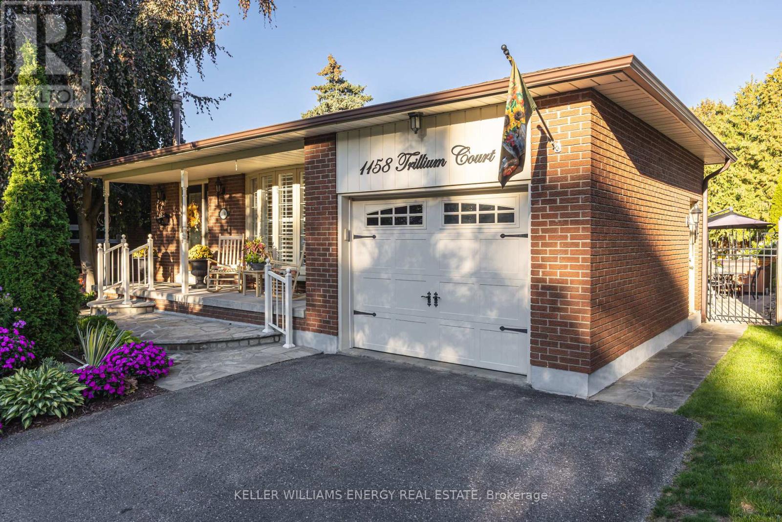 1158 Trillium Court, Oshawa, Ontario  L1G 7M2 - Photo 2 - E12439918