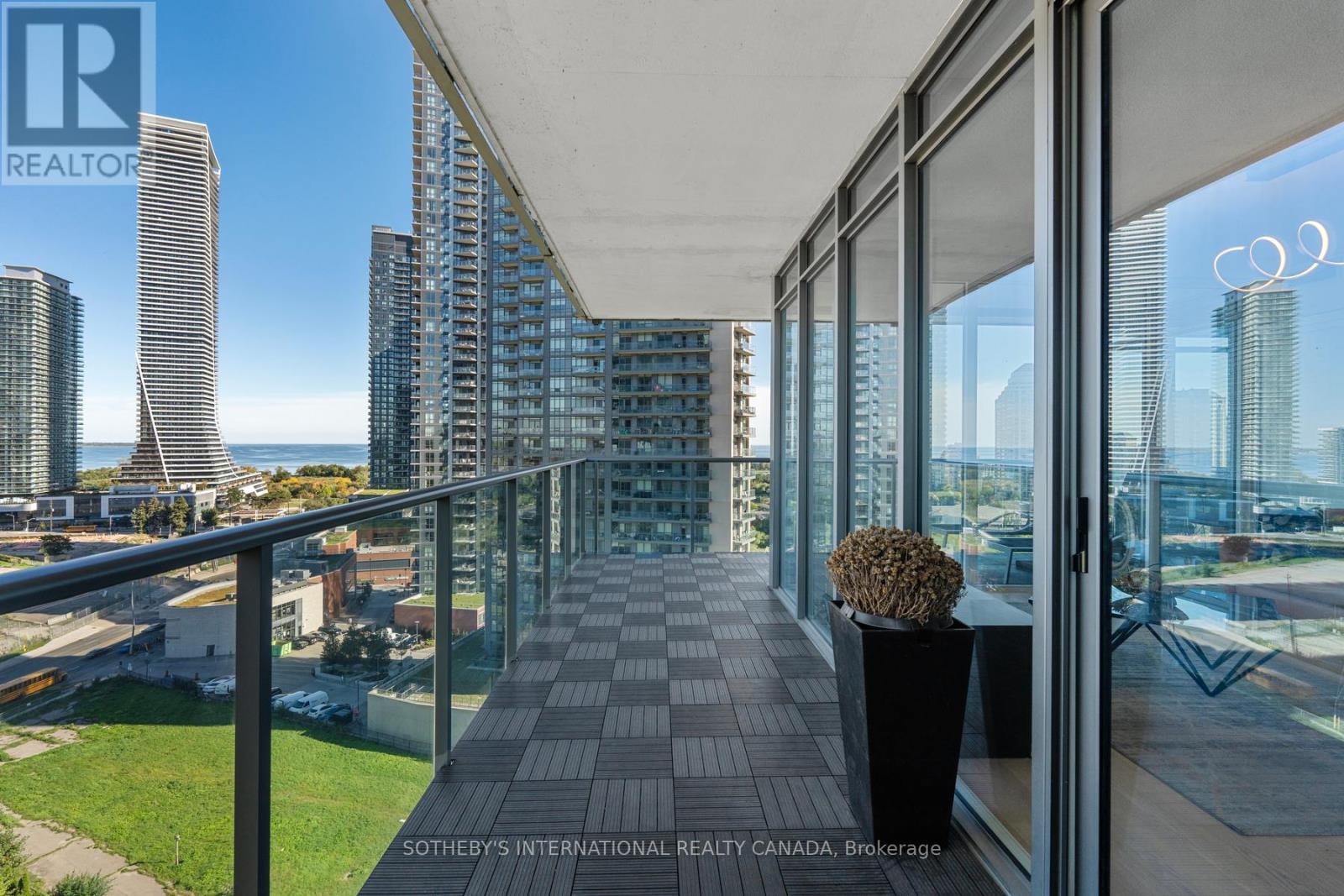 1608 - 88 Park Lawn Road, Toronto (Mimico), Ontario  M8Y 0B5 - Photo 24 - W12441139