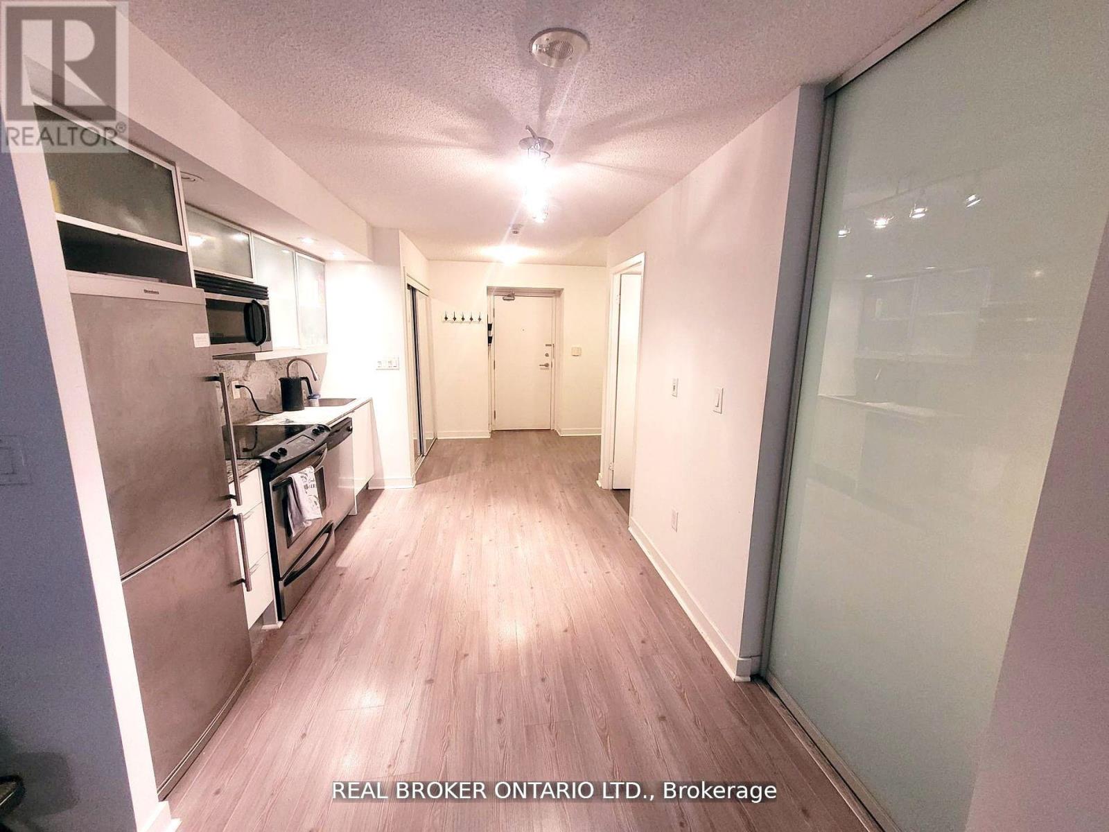 3808 - 25 Telegram Mews, Toronto, Ontario  M5V 3Z1 - Photo 4 - C12441760