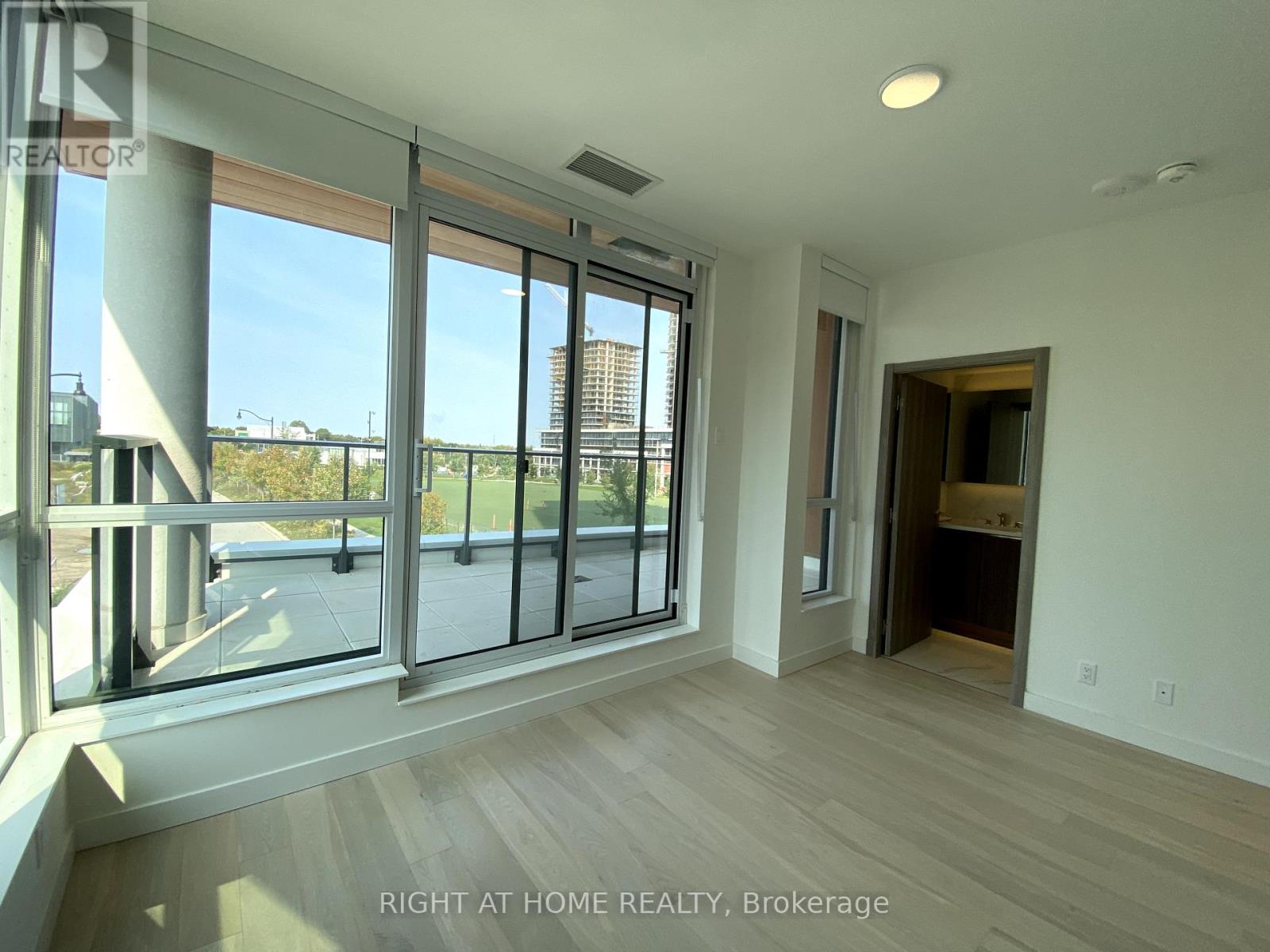 11 Mcmahon Drive S, Toronto, Ontario  M2K 1H8 - Photo 21 - C12441776